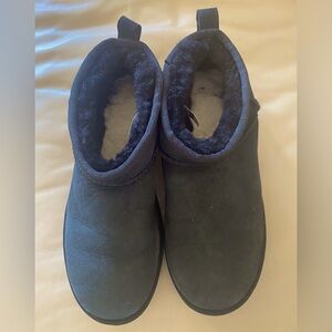 UGG ultra mini classic boot black